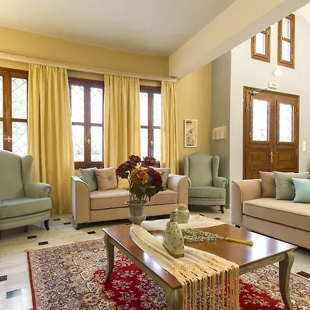 Mathios Village Hotel 3*