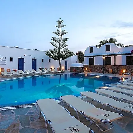Mathios Village Szálloda 3*