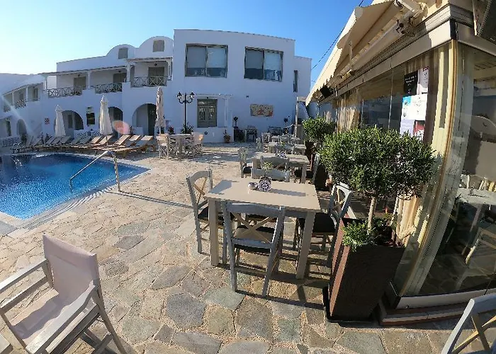 Mathios Village 酒店