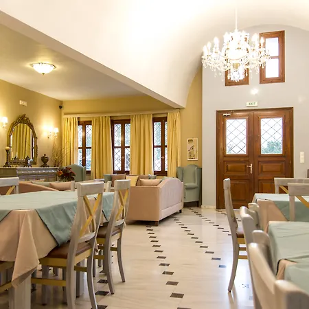 Mathios Village Hotel 3*