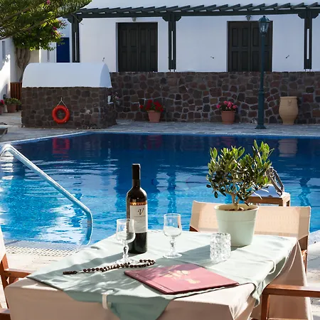 Mathios Village Hotel Akrotírion